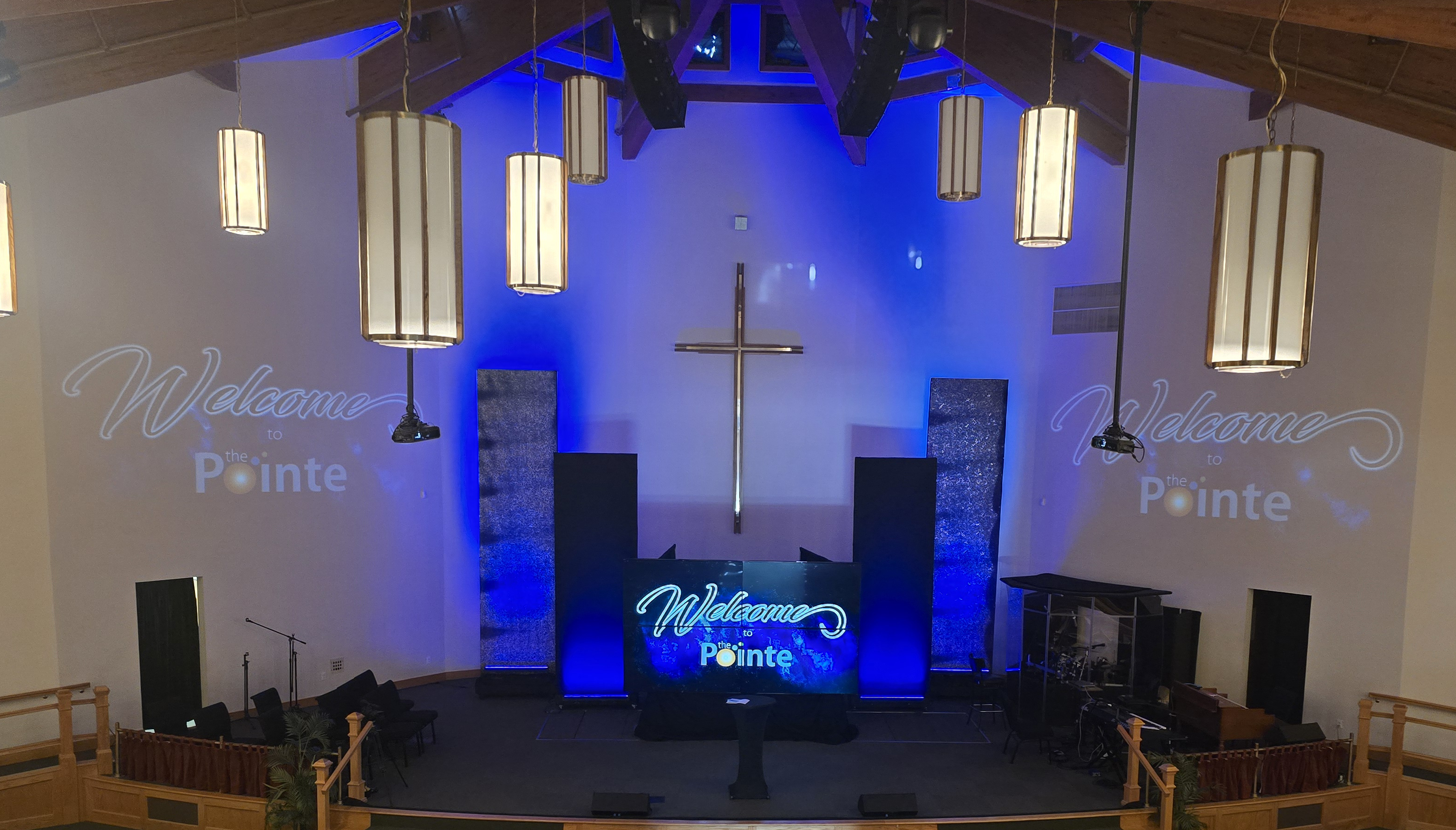 Pointe inside Chruch